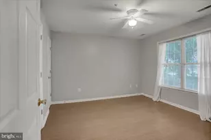 1153 Lindsay Ln, Hagerstown, MD 21742 - Photo 8