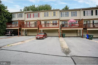 1153 Lindsay Lane, Hagerstown, MD 21742 - Photo 4