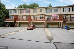 1153 Lindsay Ln, Hagerstown, MD 21742 - Photo 4