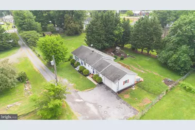 10703 Yvonne Lane, Williamsport, MD 21795 - Photo 2