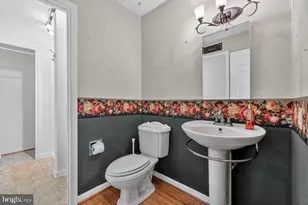 20001 Cherry Hill Cir, Hagerstown, MD 21742 - Photo 10
