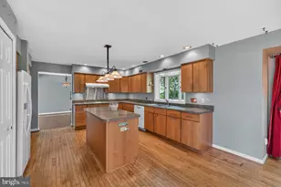20001 Cherry Hill Cir, Hagerstown, MD 21742 - Photo 8