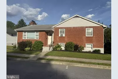 918 Guilford Avenue, Hagerstown, MD 21740 - Photo 1