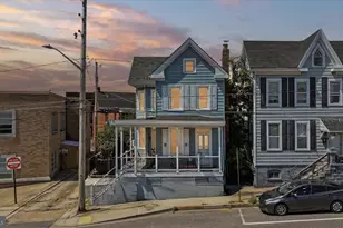 611 Washington Ave, Hagerstown, MD 21740 - Photo 1