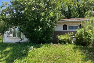 216 Fulton St, Hancock, MD 21750 - Photo 2