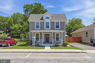 35 N Maple Ave, Smithsburg, MD 21783 - Photo 2