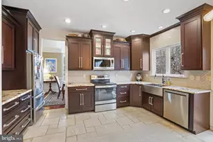 17416 Cobb Ct, Hagerstown, MD 21740 - Photo 8