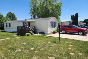 14121 Zinnia Ln, Hagerstown, MD 21742 - Photo 2