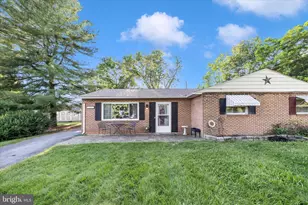 202 Bethlehem Ct, Hagerstown, MD 21740 - Photo 2