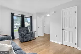 18024 Edith Ave, Maugansville, MD 21767 - Photo 4