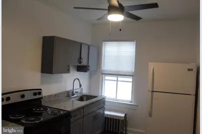 134 E Washington Street #UNIT 2, Hagerstown, MD 21740 - Photo 4