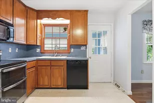 17813 Greentree Terrace, Hagerstown, MD 21740 - Photo 10