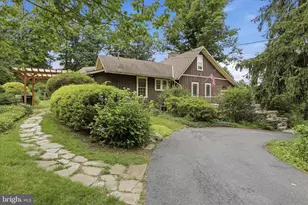 14624 Hilltop Rd, Cascade, MD 21719 - Photo 2