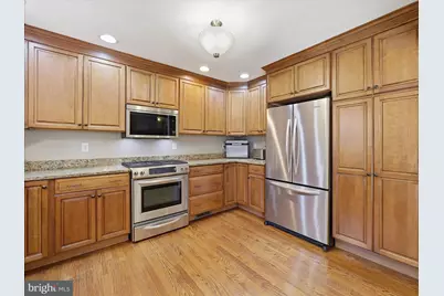 1059 Valleybrook Drive, Hagerstown, MD 21742 - Photo 4