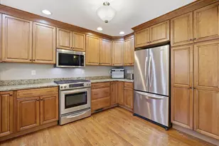 1059 Valleybrook Dr, Hagerstown, MD 21742 - Photo 4