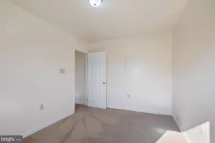 25 N Maple Ave, Smithsburg, MD 21783 - Photo 12