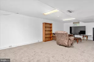 10602 Oak Tree Cir, Williamsport, MD 21795 - Photo 20
