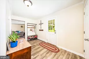 11 Mt Hebron Rd, Keedysville, MD 21756 - Photo 4