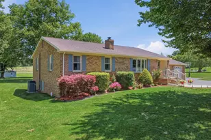 21925 Beaverbrook Dr, Smithsburg, MD 21783 - Photo 4