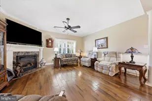 19404 Amethyst Dr, Hagerstown, MD 21742 - Photo 24