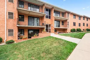 1745 Edgewood Hill Cir, Hagerstown, MD 21740 - Photo 2