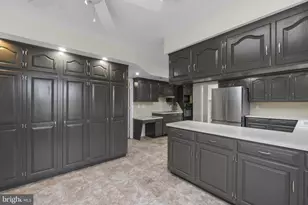 21712 Chewsville Rd, Smithsburg, MD 21783 - Photo 8