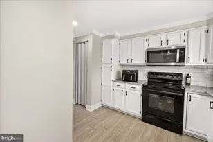 1525 Iris Ct, Hagerstown, MD 21740 - Photo 8