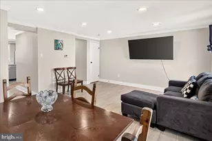 1525 Iris Ct, Hagerstown, MD 21740 - Photo 14