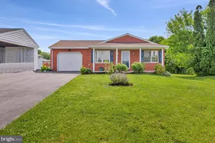 12225 W Lawn Ln, Hagerstown, MD 21740 - Photo 1