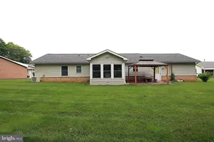 7 Plantation Dr, Hagerstown, MD 21740 - Photo 8