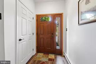 1257 Lindsay Ln, Hagerstown, MD 21742 - Photo 2