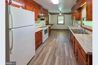 8522 Neck Road, Williamsport, MD 21795 - Photo 4