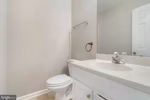 10121 St George Cir, Hagerstown, MD 21740 - Photo 10
