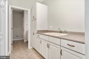 1845 Meridian Dr, Hagerstown, MD 21742 - Photo 22
