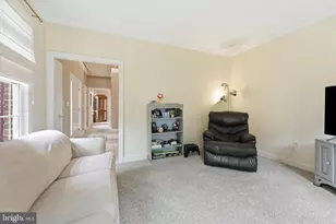11406 Rolling Green Pl, Hagerstown, MD 21742 - Photo 10