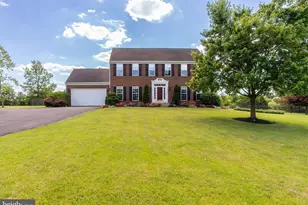 17015 Bivens Ln, Hagerstown, MD 21740 - Photo 2