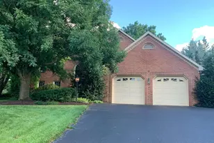 20119 Teakwood Dr, Hagerstown, MD 21742 - Photo 4