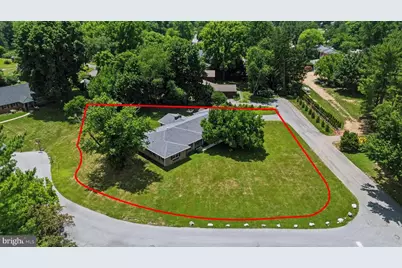 19103 Woodhill Drive, Hagerstown, MD 21742 - Photo 2
