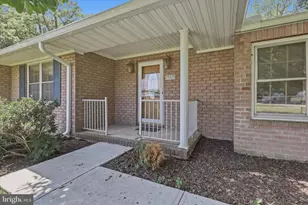 19103 Woodhill Dr, Hagerstown, MD 21742 - Photo 6