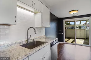 1523 Kensington Dr, Hagerstown, MD 21742 - Photo 12