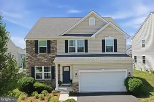 9316 Morning Walk Dr, Hagerstown, MD 21740 - Photo 2