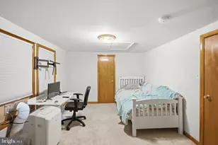 221 Dale St, Hancock, MD 21750 - Photo 14