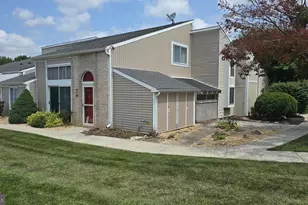 1500 Kensington Dr, Hagerstown, MD 21742 - Photo 2
