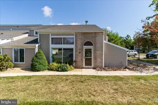 1500 Kensington Dr, Hagerstown, MD 21742 - Photo 1