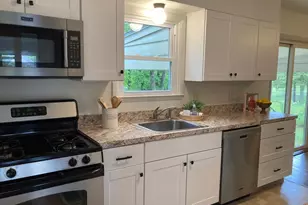 11320 Greenberry Rd, Hagerstown, MD 21740 - Photo 2
