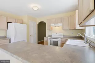 201 St Paul St, Boonsboro, MD 21713 - Photo 16