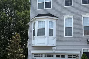 10325 Lantern Ln, Hagerstown, MD 21740 - Photo 2