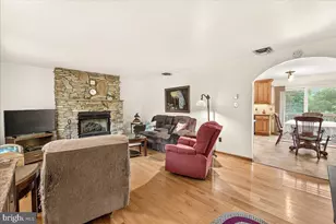 1752 Rohrersville Rd, Knoxville, MD 21758 - Photo 6