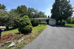 18529 Sherbrooke Dr, Hagerstown, MD 21742 - Photo 4