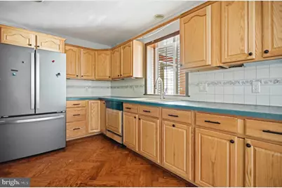 11911 Sycamore Drive, Hagerstown, MD 21742 - Photo 8